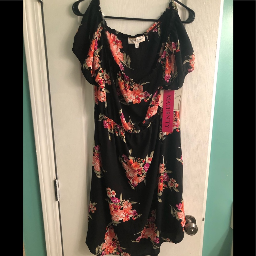 🌹 Floral print maternity dress